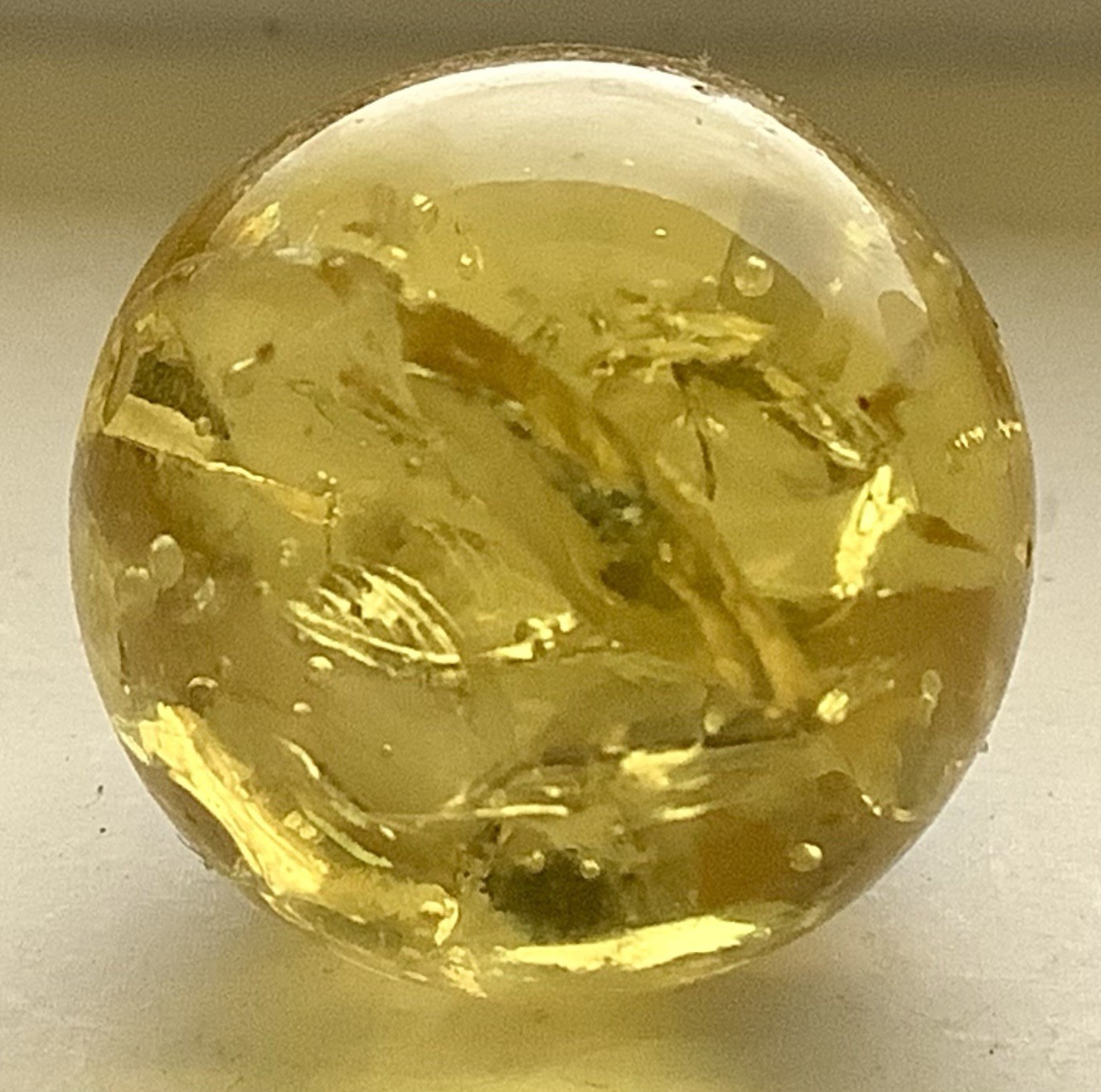 Vintage Estate Gold Vitro Crackle Glass Marble 8/16” Bubbles