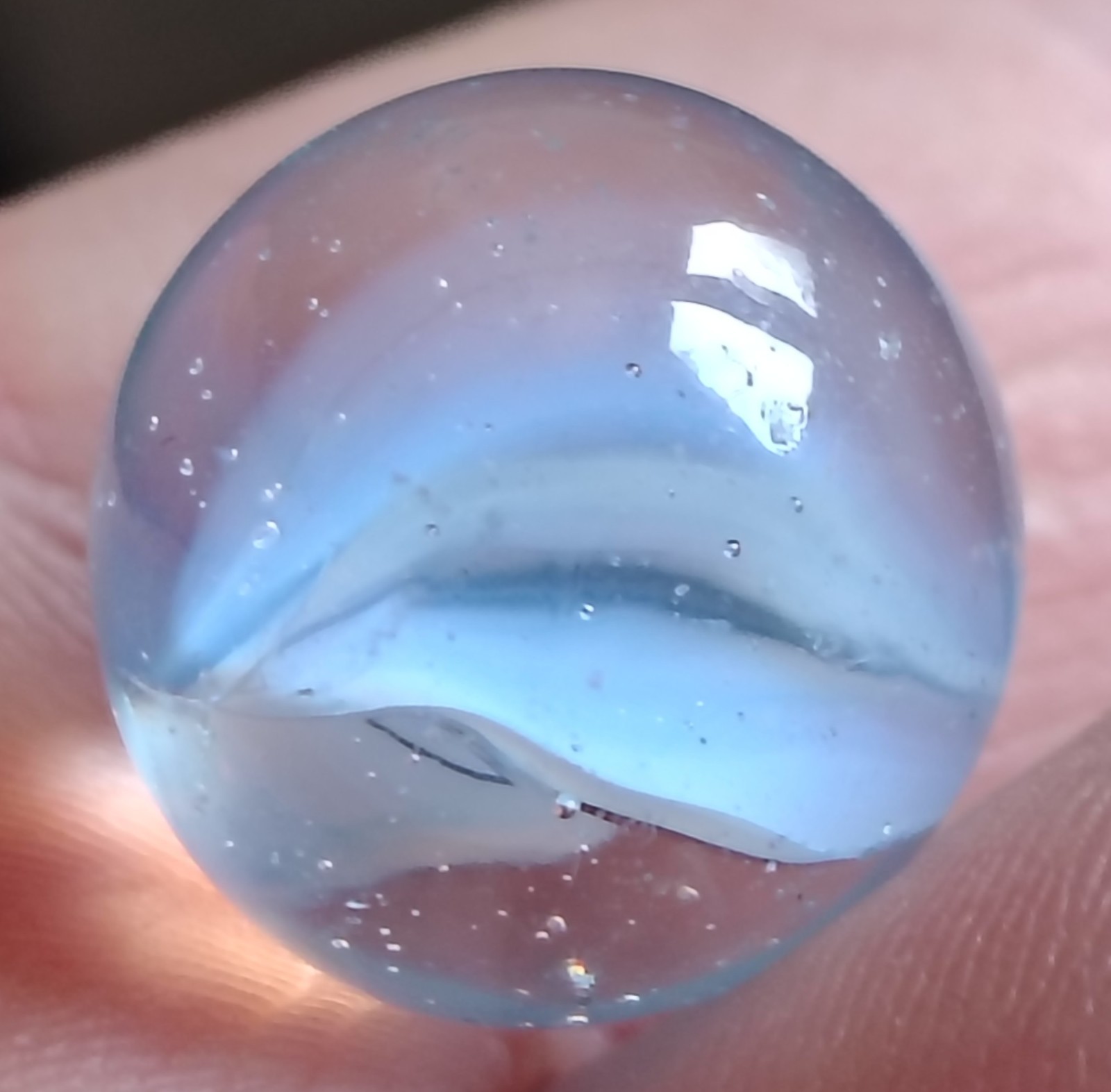 Vintage Fancy Four Vein 0.59″ White Blue Cats Eye Marble Ox Hair? Peltier Glass
