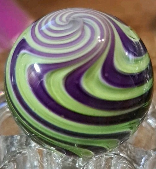 EDDIE SEESE Signed (FES) Handmade Glass Marble 1.25″-Lime Green/Purple