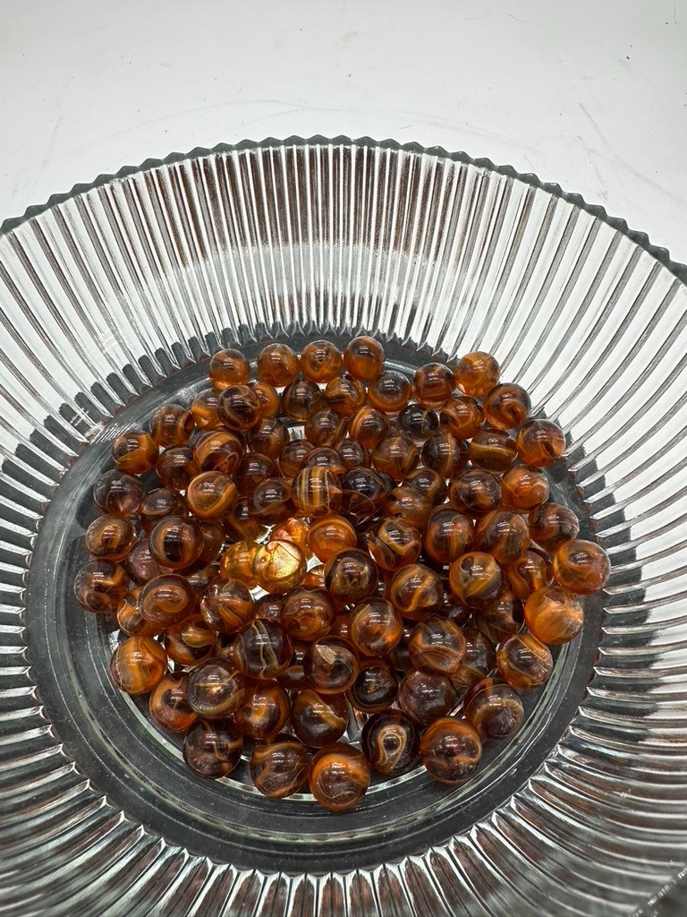 Bulk pk of 100 Mummy 16mm Player Marbles (5/8th”) Translucent Purple Orange