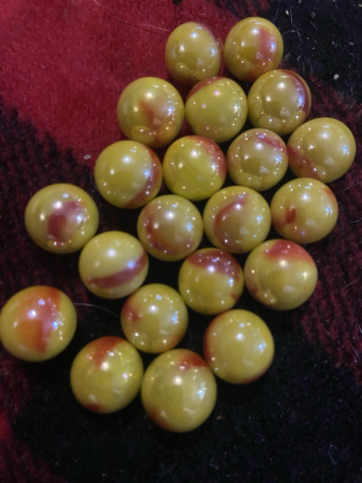 Lot Of 21 Peltier Ruby Bee Pee Wee Marbles