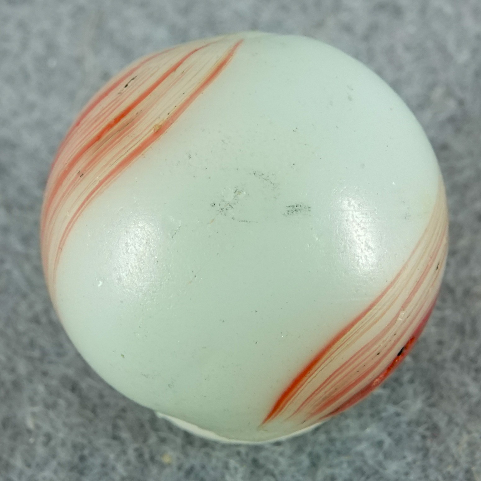OTHER HANDMADE, Banded Opaque. 23/32″. Mint (9.7). (B1106)