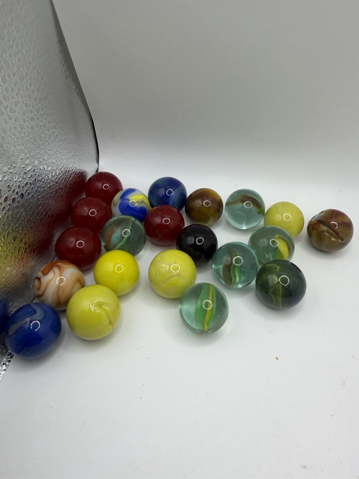 Marbles 4 Pounds Of Miscellaneous Lot In Blue Mason Jars Mixed sizes and colors