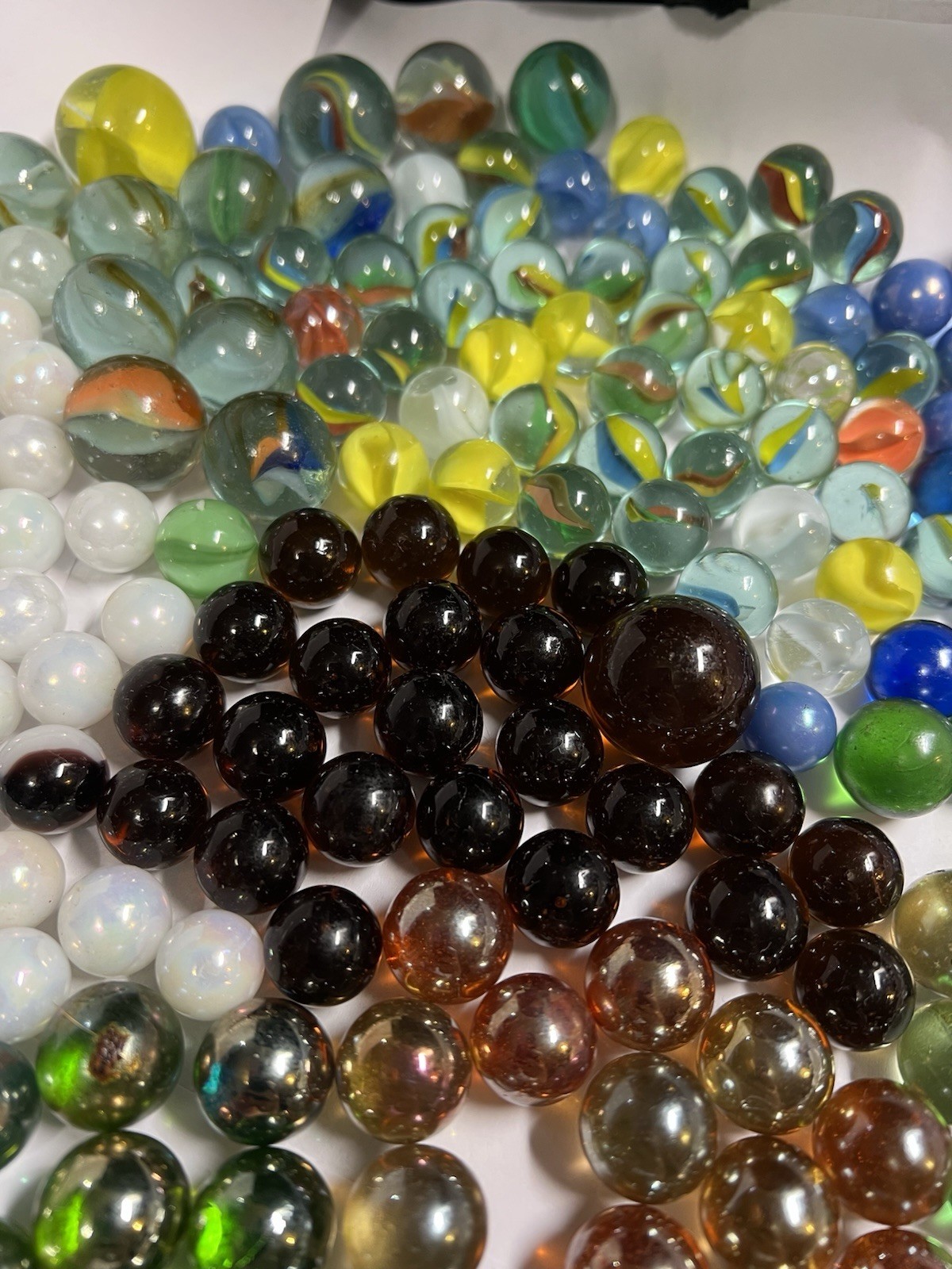 397 Lot Vintage Marbles Includes Cat Eyes/iridescent/blue/green/white marbles