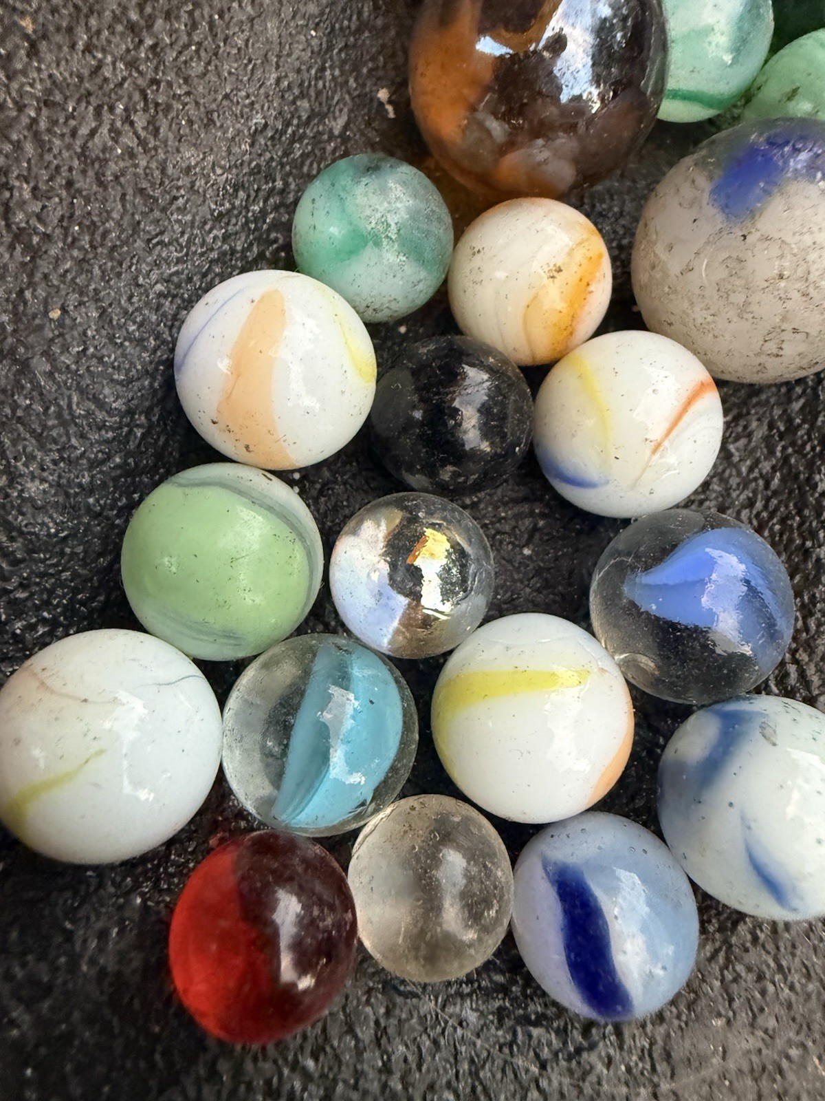 Vintage Marble Lot 150+ Glass Marbles Shooters Swirls Cat Eye Mixed Collection
