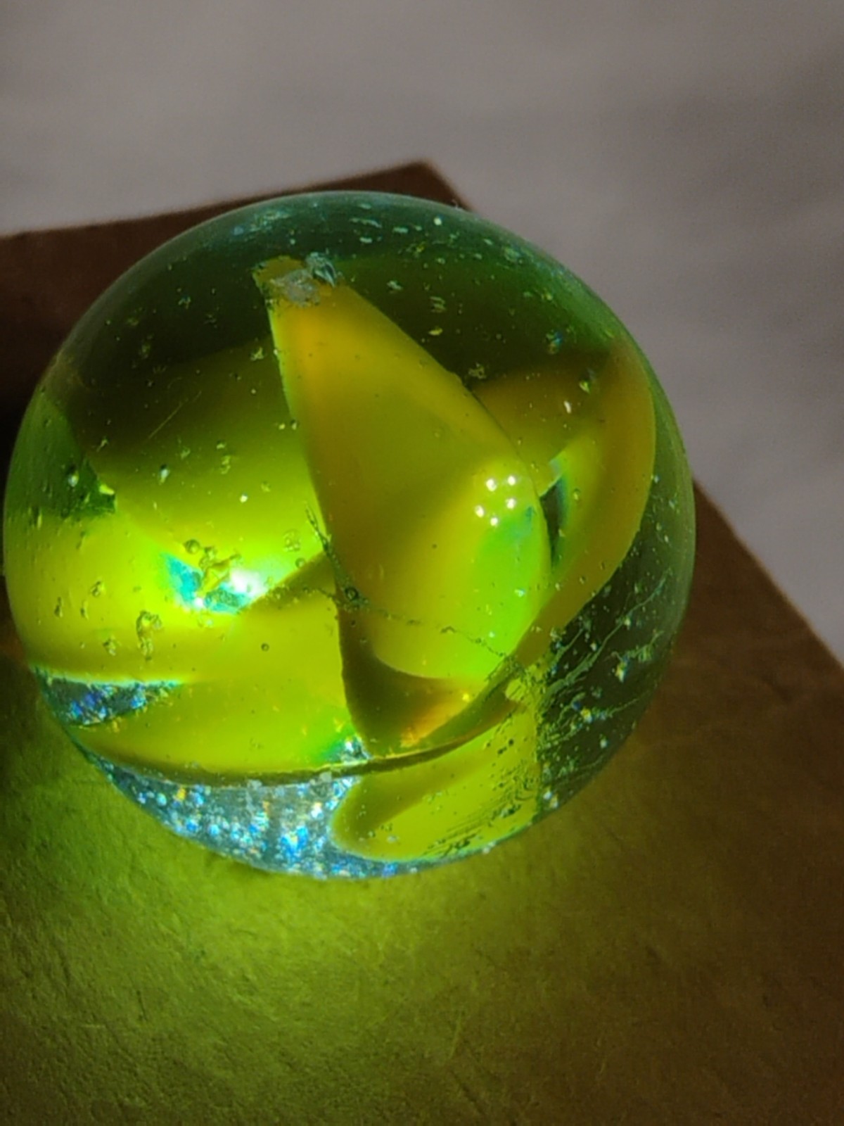 Vintage Crazy .95 Vitro Peltier Marble King Hybrid Cobra Shooter Size Marble ?