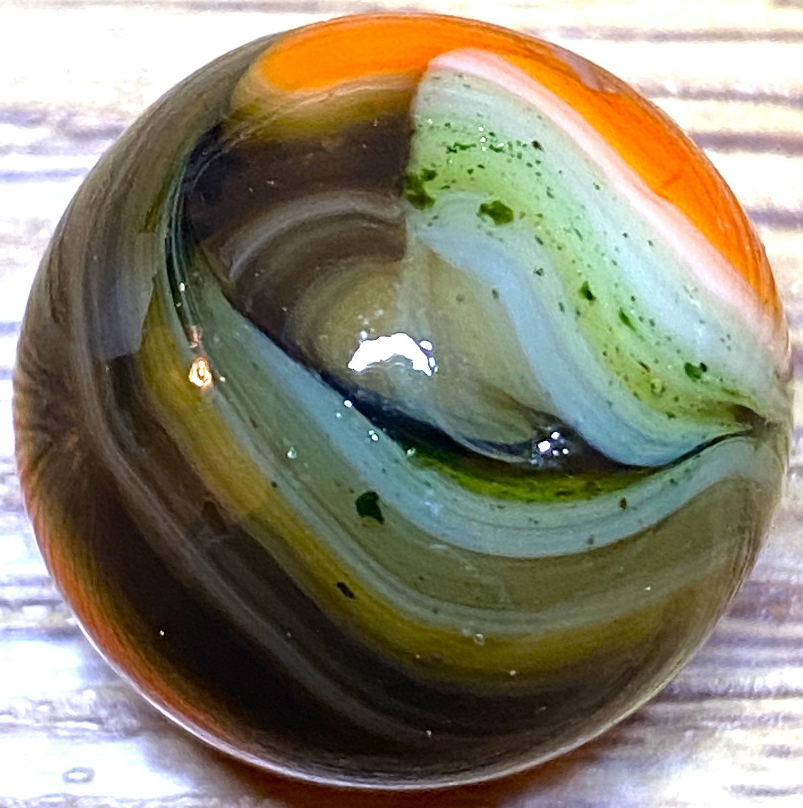 JSUPER BRIGHT ORANGE CONTRAST AVENTURINE SWIRLED SHOOTER .73″ BOX03/151