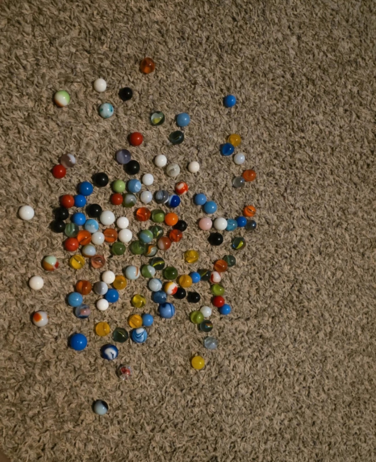 Large Lot of Vintage Marbles 118 Pieces