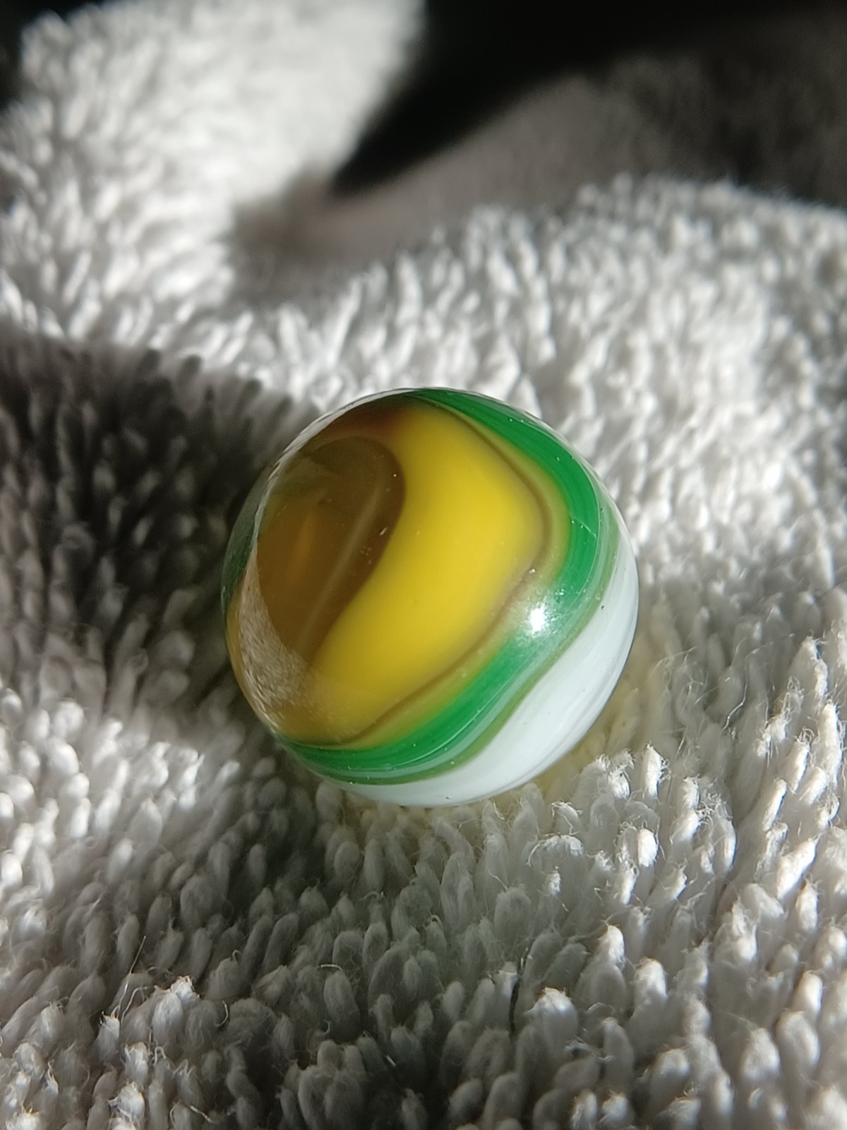 Akro Popeye Hybrid wet dead mint .65 or 11/16″ Green/Yellow with Brown Tracer.