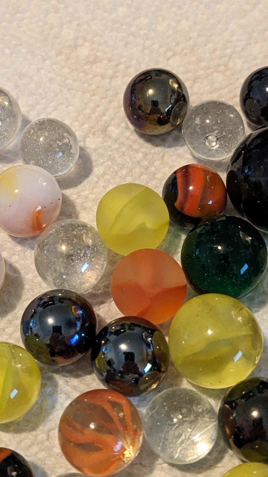 Lot of ~70 Marbles, 2 Shooters in Metal Box US Made Channel Craft