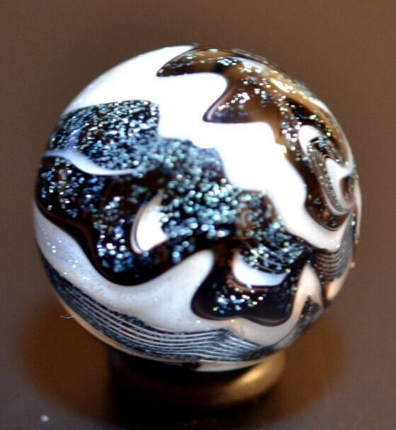 HOT HOUSE GLASS MARBLE/1.140″-FLAME TWIST BANDED FINE LINER-TURQ. DIC. OVERLAY
