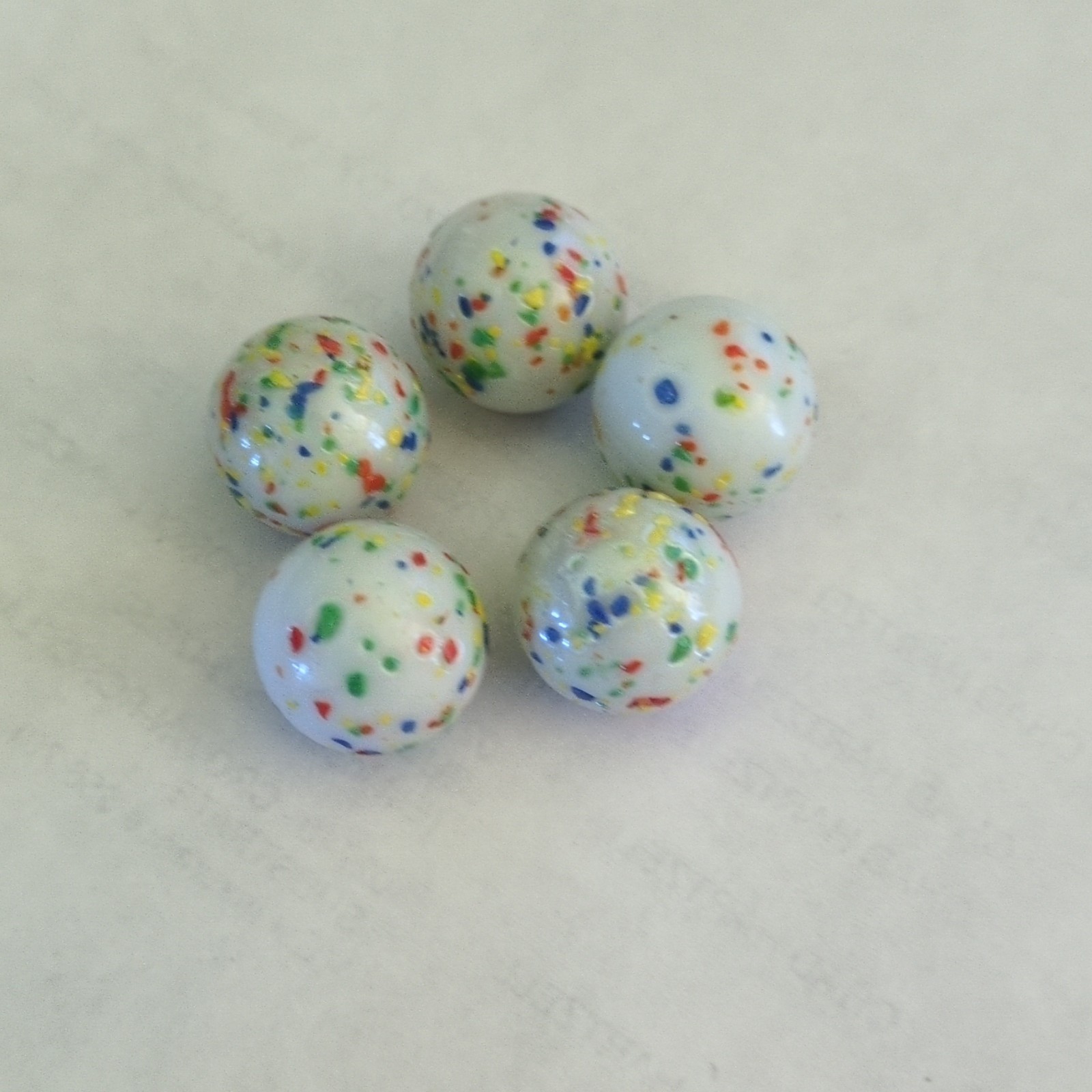 Lot of 5 Vintage White Milk Glass Marbles: Confetti Glitter Bomb