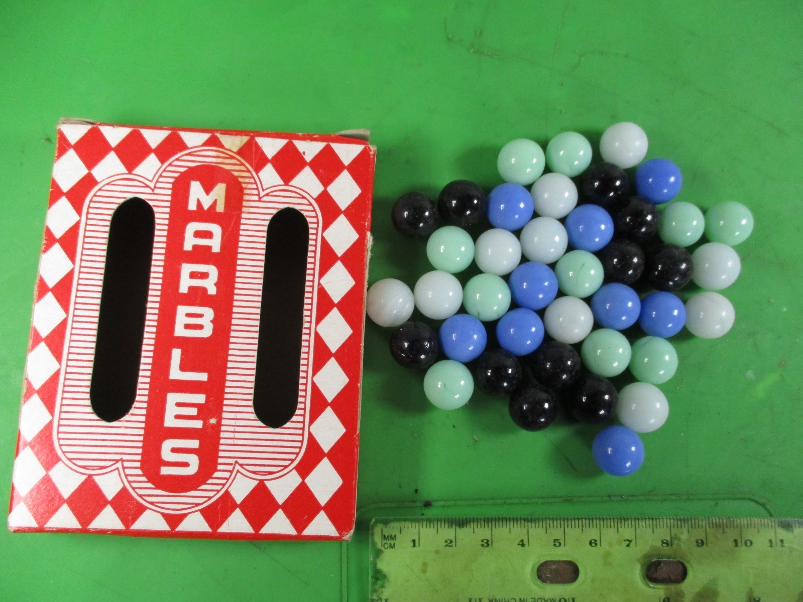 1940’s Vintage Victory Marbles Box With Original Marbles NOS OEM 40 Count