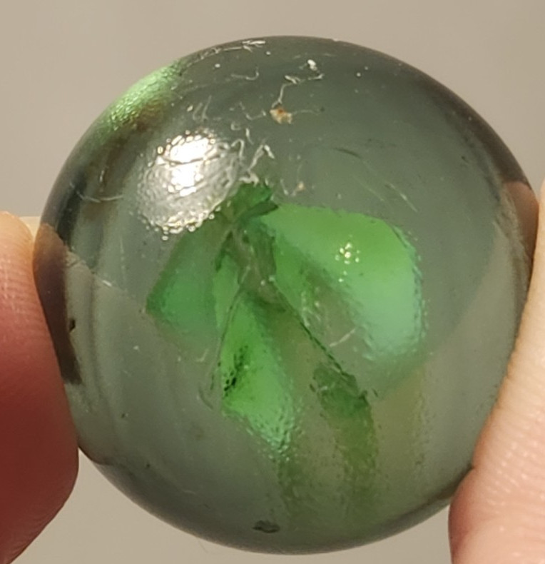 8 Vintage 1″ Glass Cats Eyes Marbles – Single & Multiple Color Veins