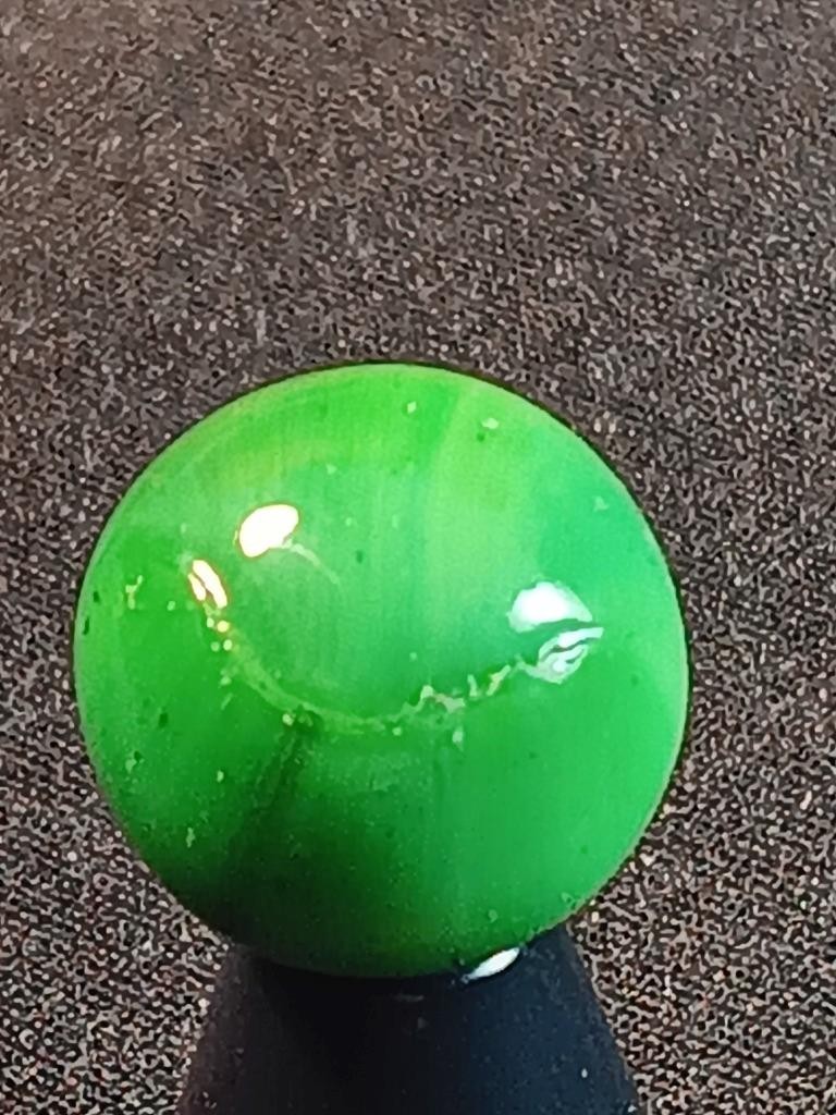 17/32″ Akro Agate CAC Emerald Green Swirl Near Peewee NM Serious Marble A706