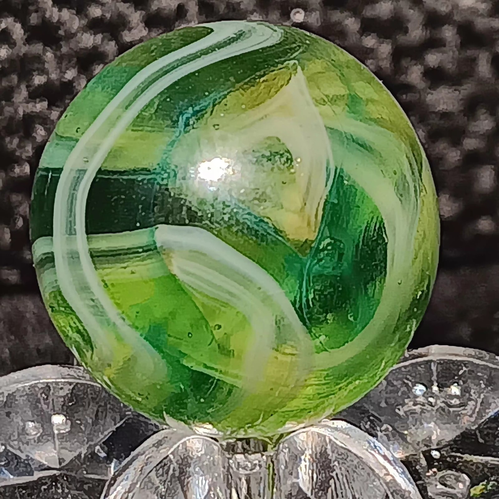 Stunning Ravenswood Transparent Swirl Marble. .60″ Mint. Uv Active.
