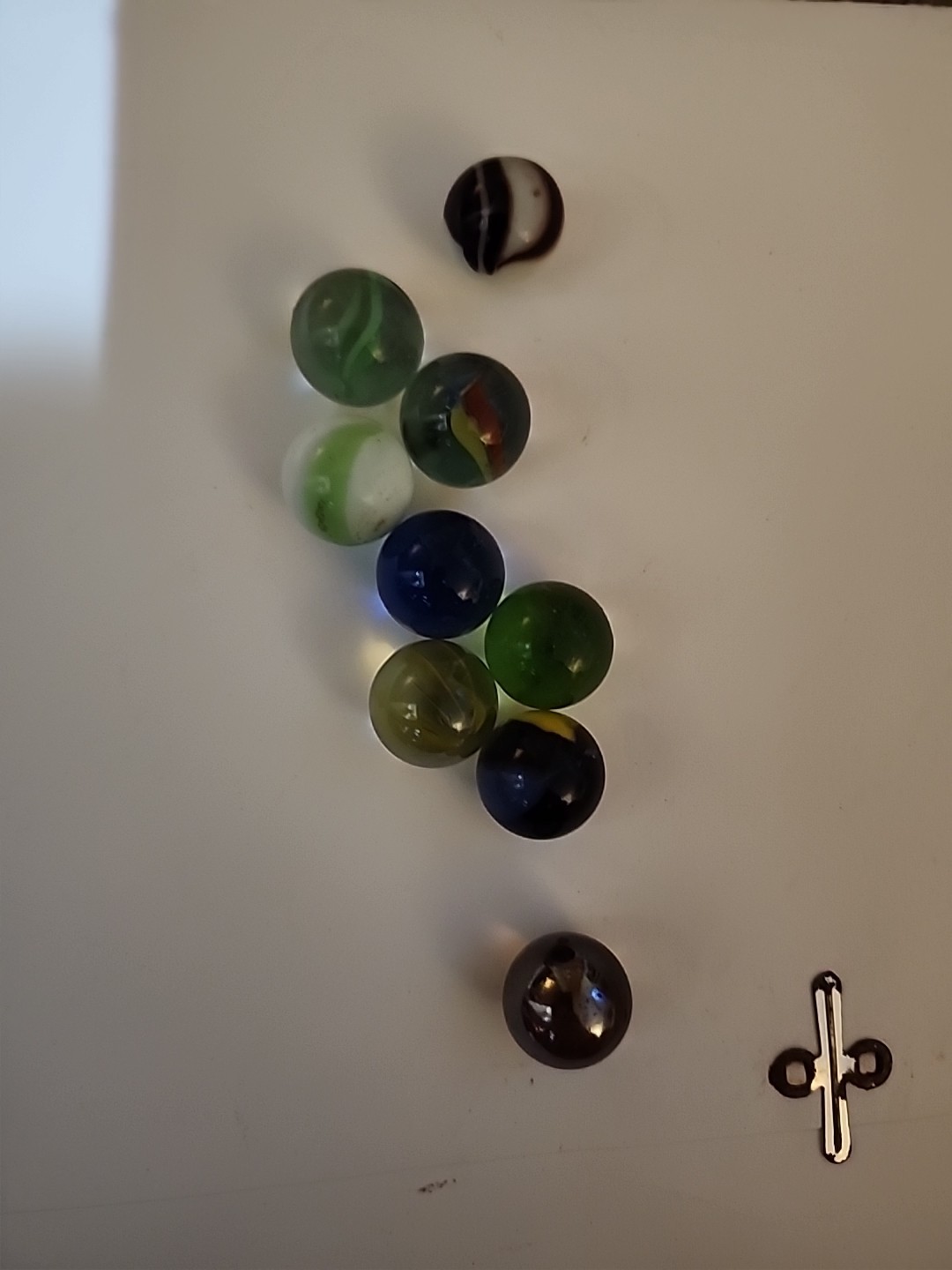 Vintage Lot 61 Glass Marbles Green yellow White brown swirl Black 2 Shooters