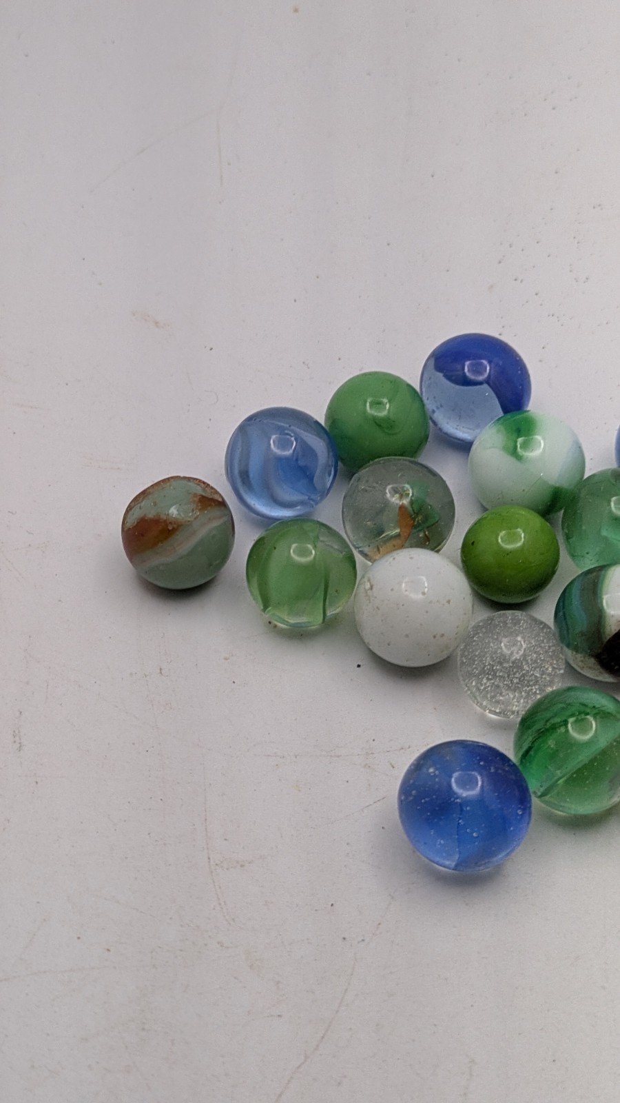 Bag Of 20+ Marbles 2 Glow Under UV Various Patterns
