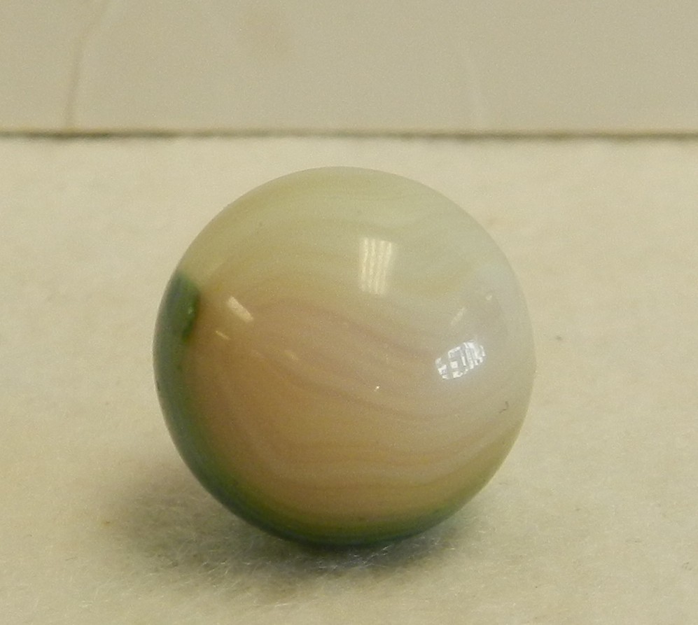 #19887m Nice Looking Vintage Vitro Agate Marble .61 Inches Near Mint