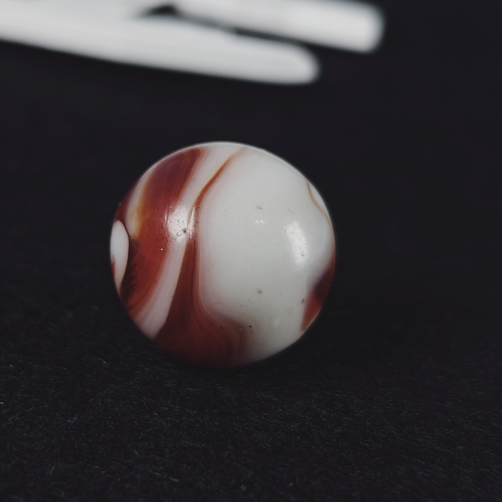 Vintage Marble – 5/8″ White Red West Virginia Swirl Alley