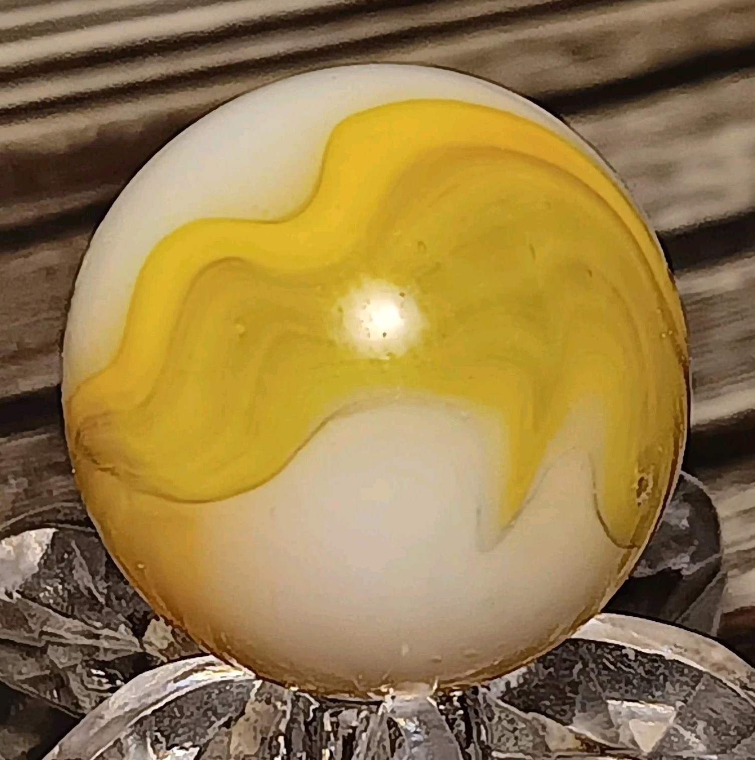 Peltier Glass Rainbo Marble. .63″ Nm(+) Nice Pattern. Yellow W/Brown Blends