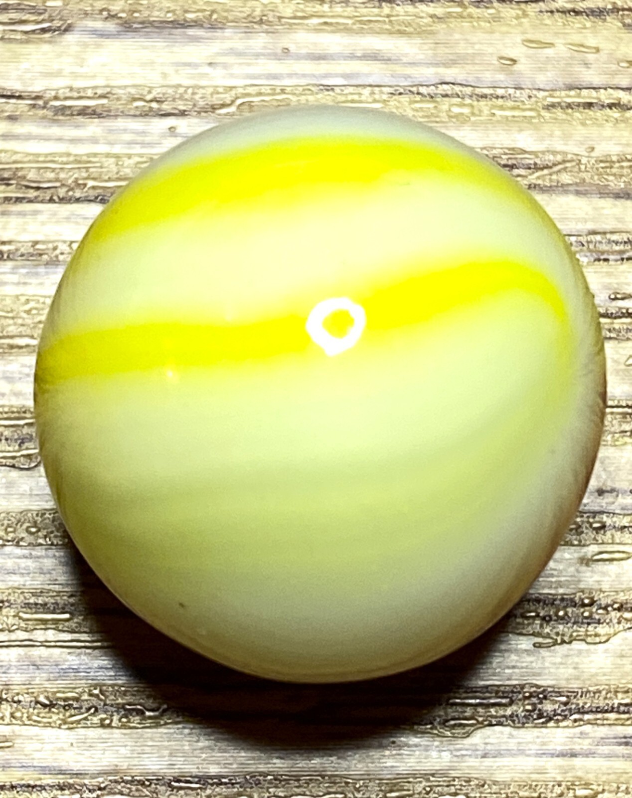 SUPER RARE XHTF “RAINBOW RED” MARBLE KING URANIUM GLOW UV SHOOTER SIZE .83″ M639