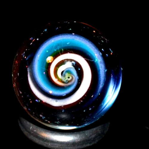 BRYAN TRILLAS GLASS MARBLE/.729″-OPAL BLUE BLACKLIGHT 2 SIDED CORKSCREW-OPALS