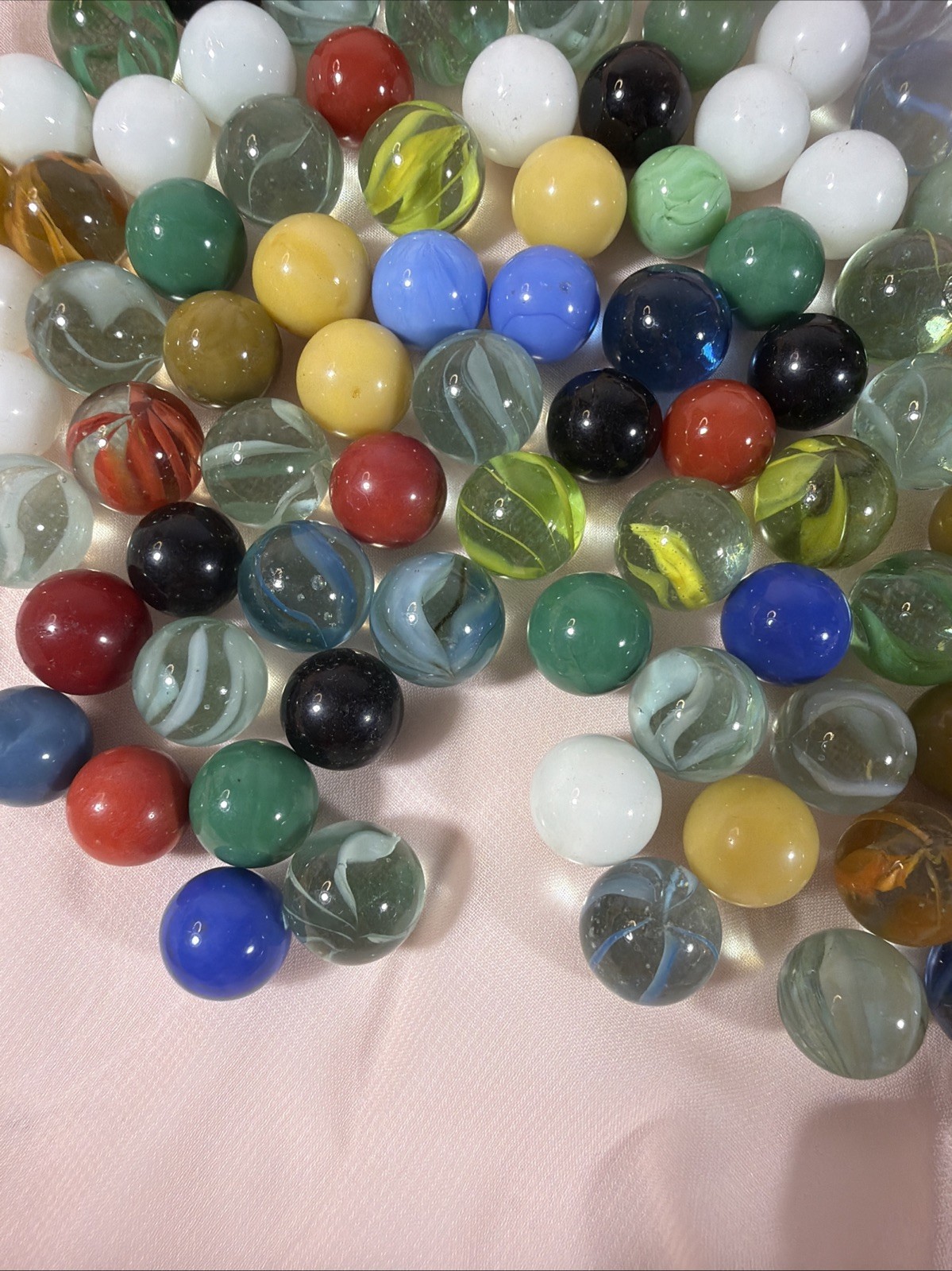 Nice Lot 130 Marbles Cats Eyes & Colored