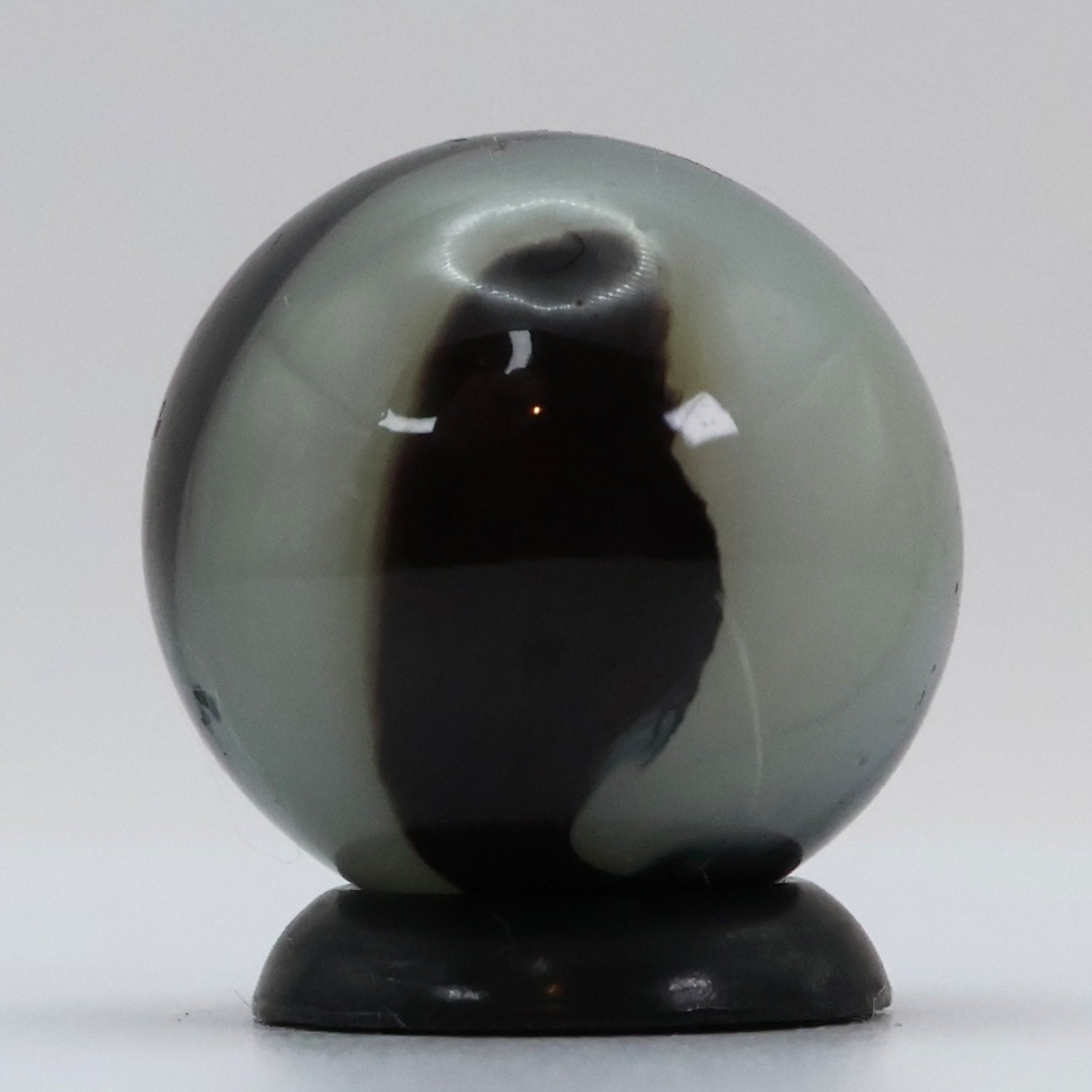 11/16″ Akro Agate Oxblood Milky Corkscrew Indigo Tracer NM