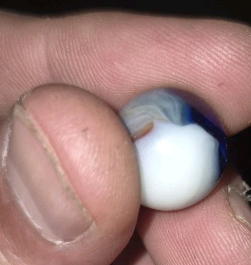 Vintage Vitro Agate V Conqueror Blue Base Marble With Oxblood Window