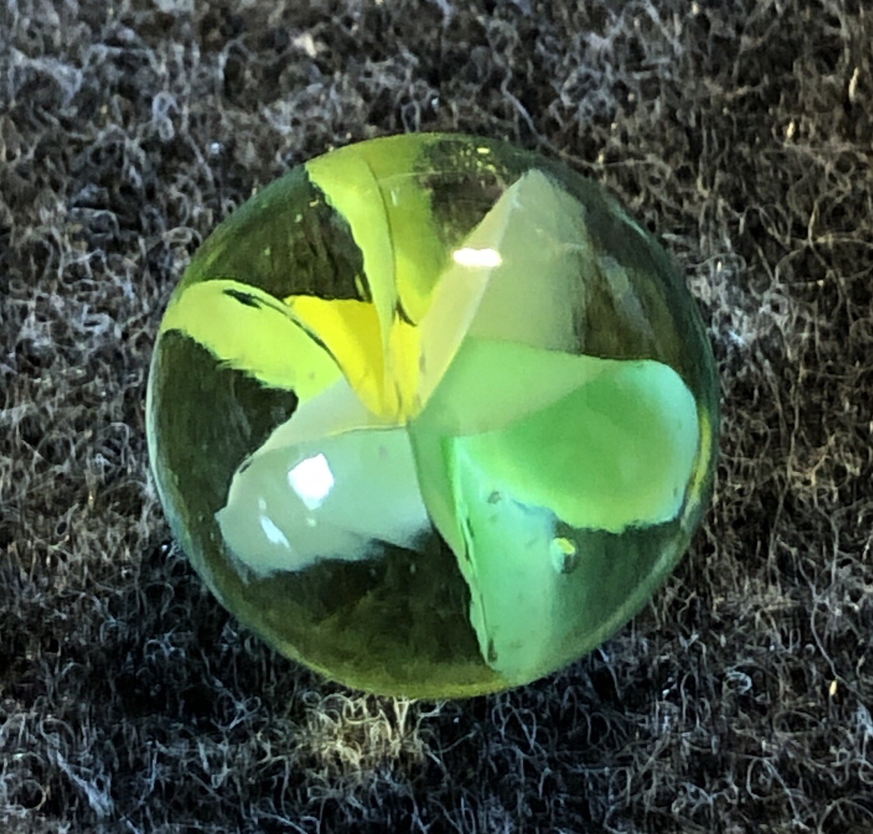 Japanese Cat’s Eye Six Vane Cross through Marble 9/16” Green Yellow White M- .56