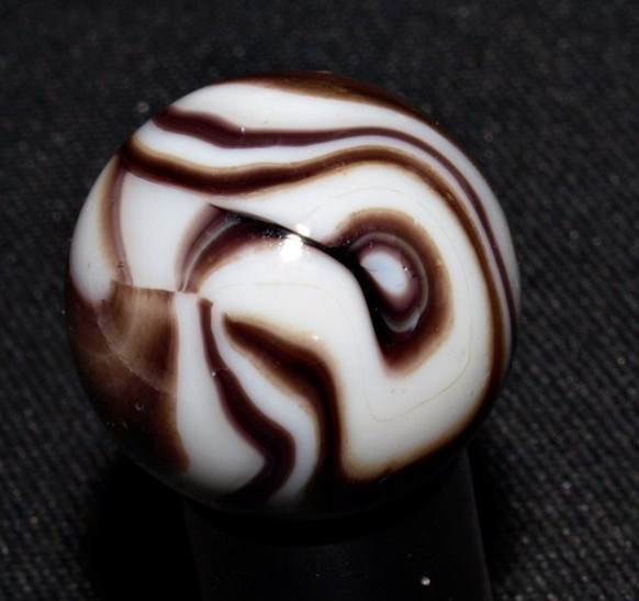Chocolate and White Swirl Marble .63 Inches Mint Combined Shipping #JJ3