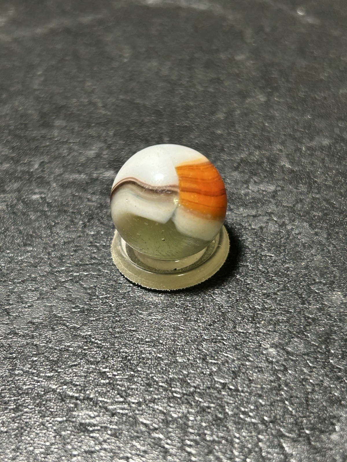 Early Vitro Agate Tri-lite With Window Whispy Inside .65”