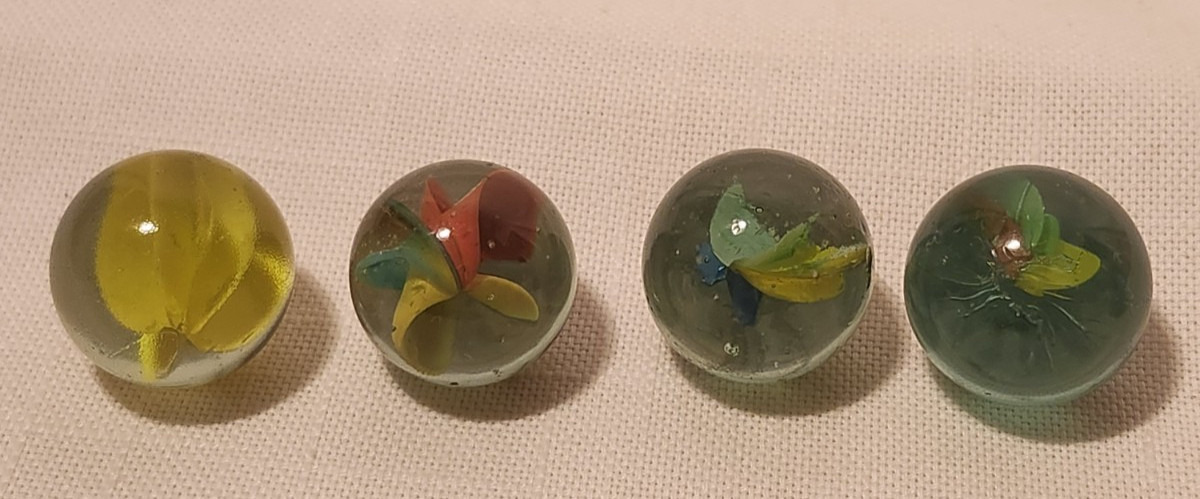 8 Vintage 1″ Glass Cats Eyes Marbles – Single & Multiple Color Veins