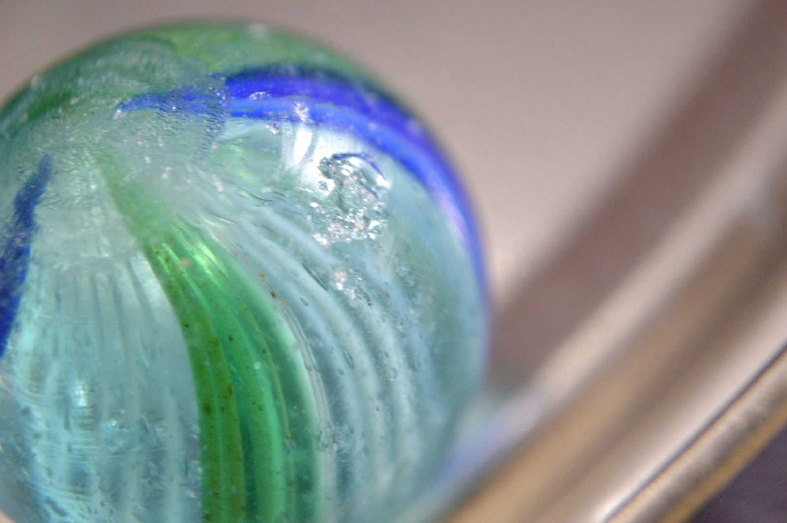 German swirl hand blown marble (ungraded)