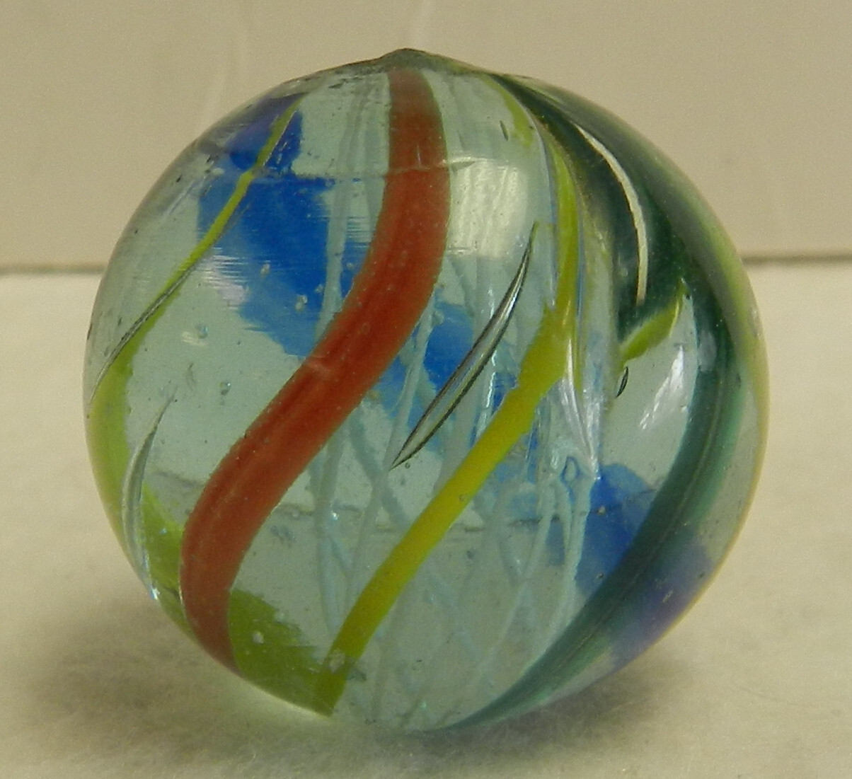 19177m Large 1.18 In Tinted Glass German Handmade Latticino Swirl Shooter Marble