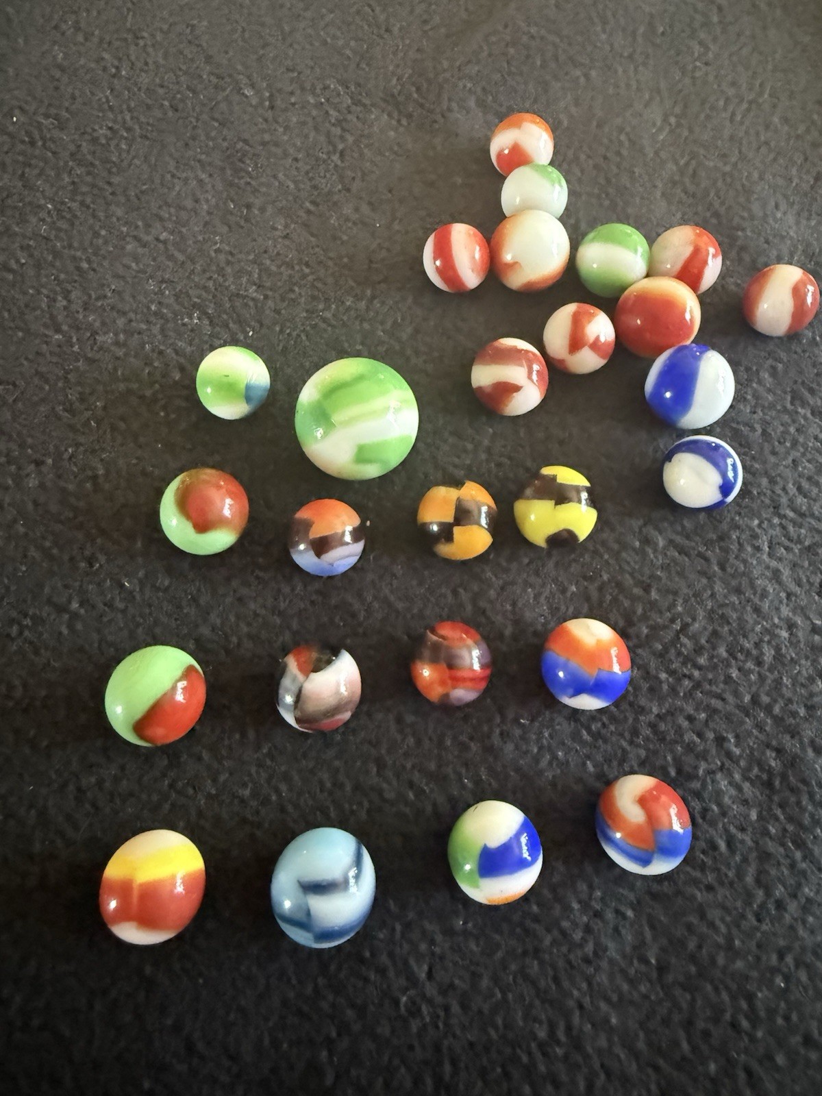 Lot Of 25 Marble King Marbles Wasp Rebel Hybrid Mustard Ketchup Bengal Tri Color
