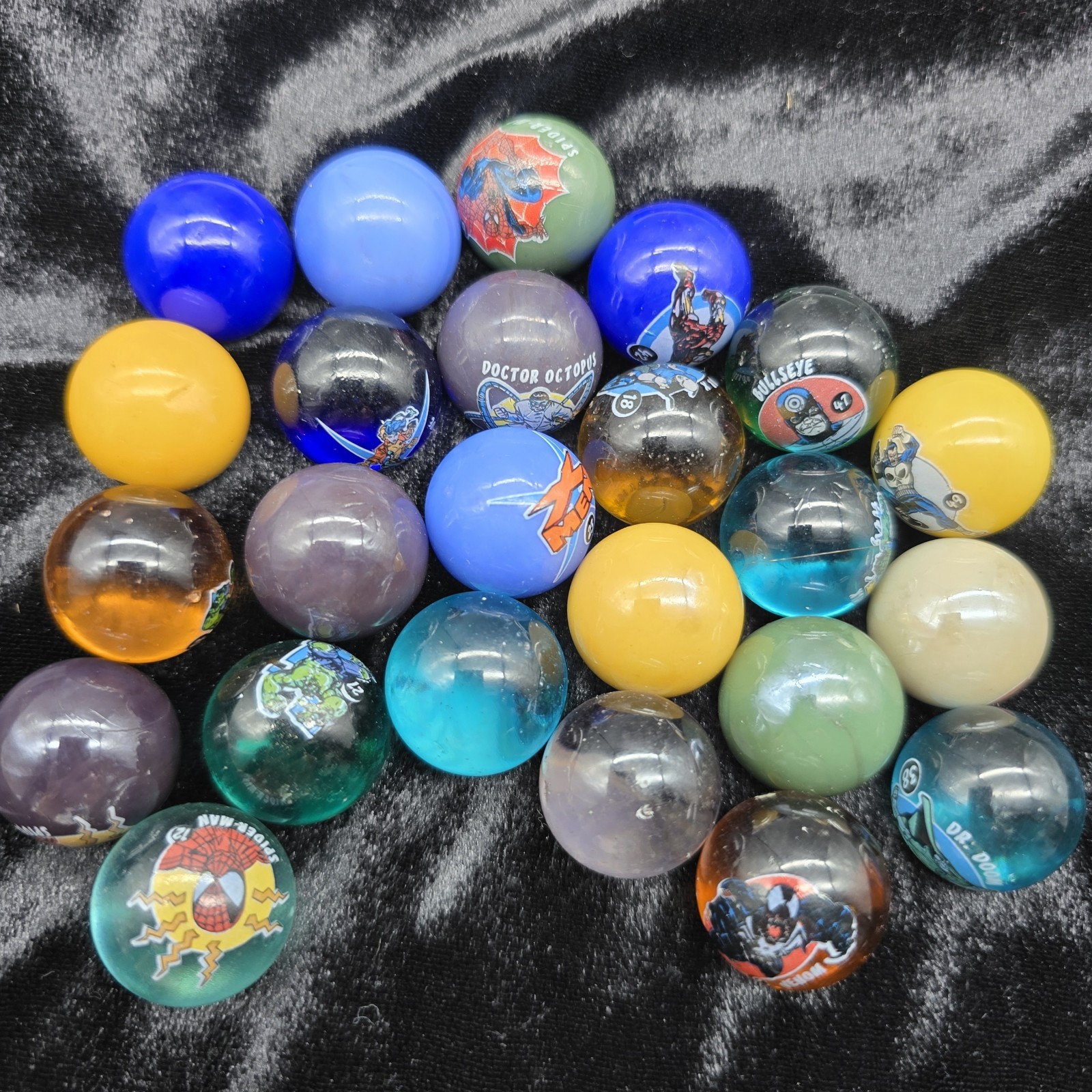 Toy Biz Marvel Universe Shooter Marbles Lot Of 24 Vintage