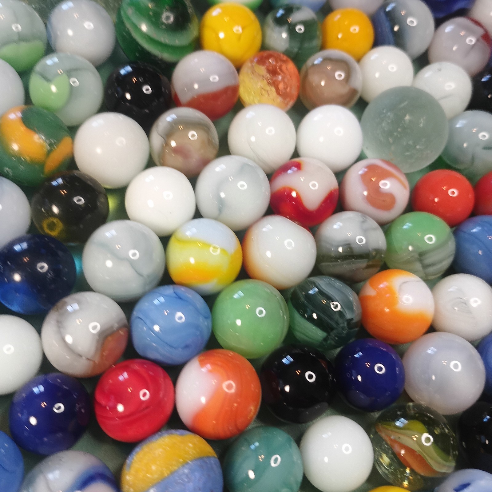 3 Lbs 11 Oz Mixed Maker Marbles