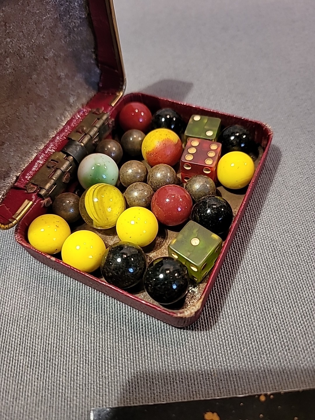Lot of Random Vintage Antique Marbles Dice Steel Balls Mixed Sizes And Colors