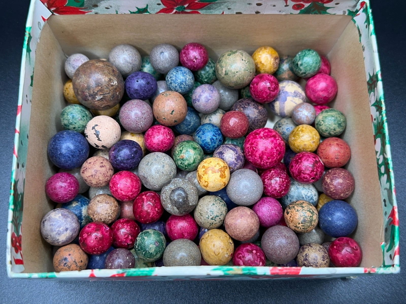 (125) KILLER Antique Vintage COLORFUL CLAY MARBLES Multi-Color Lot w/Old BOX!