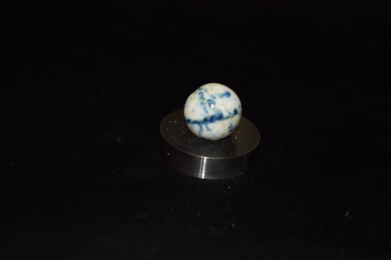 🦅➖⏩Antique German⬛🟥🟨 China Cobalt & Jasper Glazed Clay Marble Size .593″ VGC