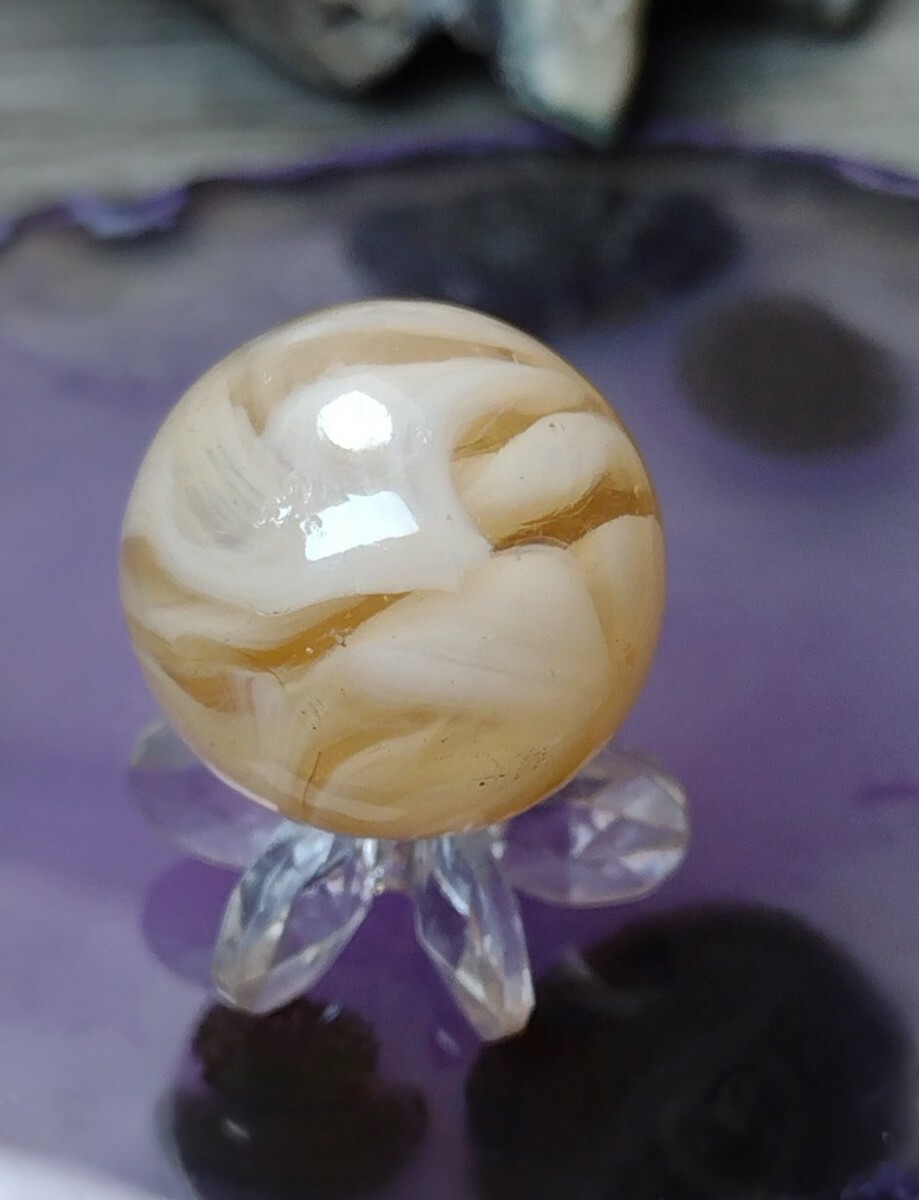Wild ZIG ZAG Ivory Tan WV Swirl Davis or Jackson ? Vintage Marbles .65″ NM- VG