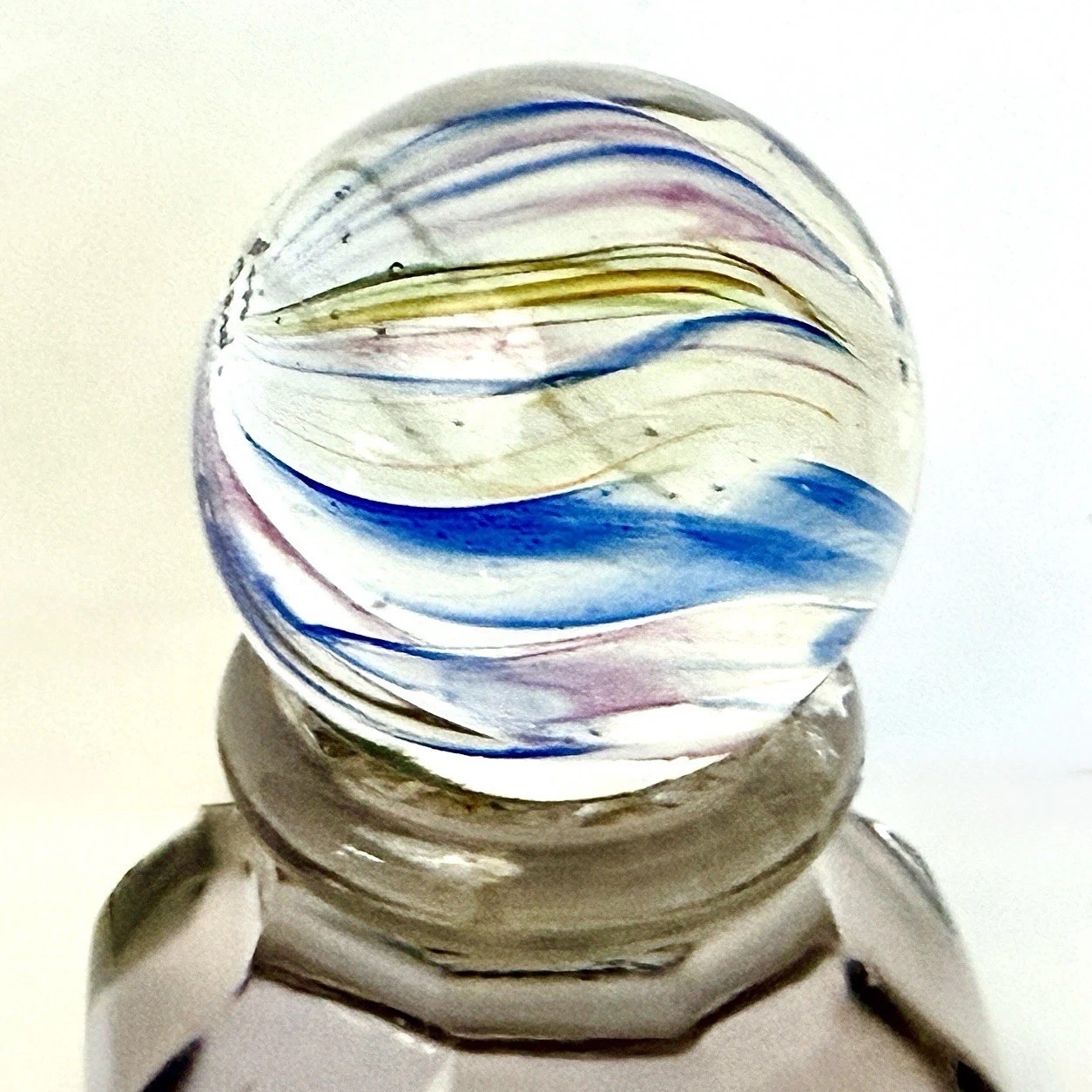 Shooter Signed Jim Davis Handmade Core Swirl 1.5 in Art Glass Marble Collectable
