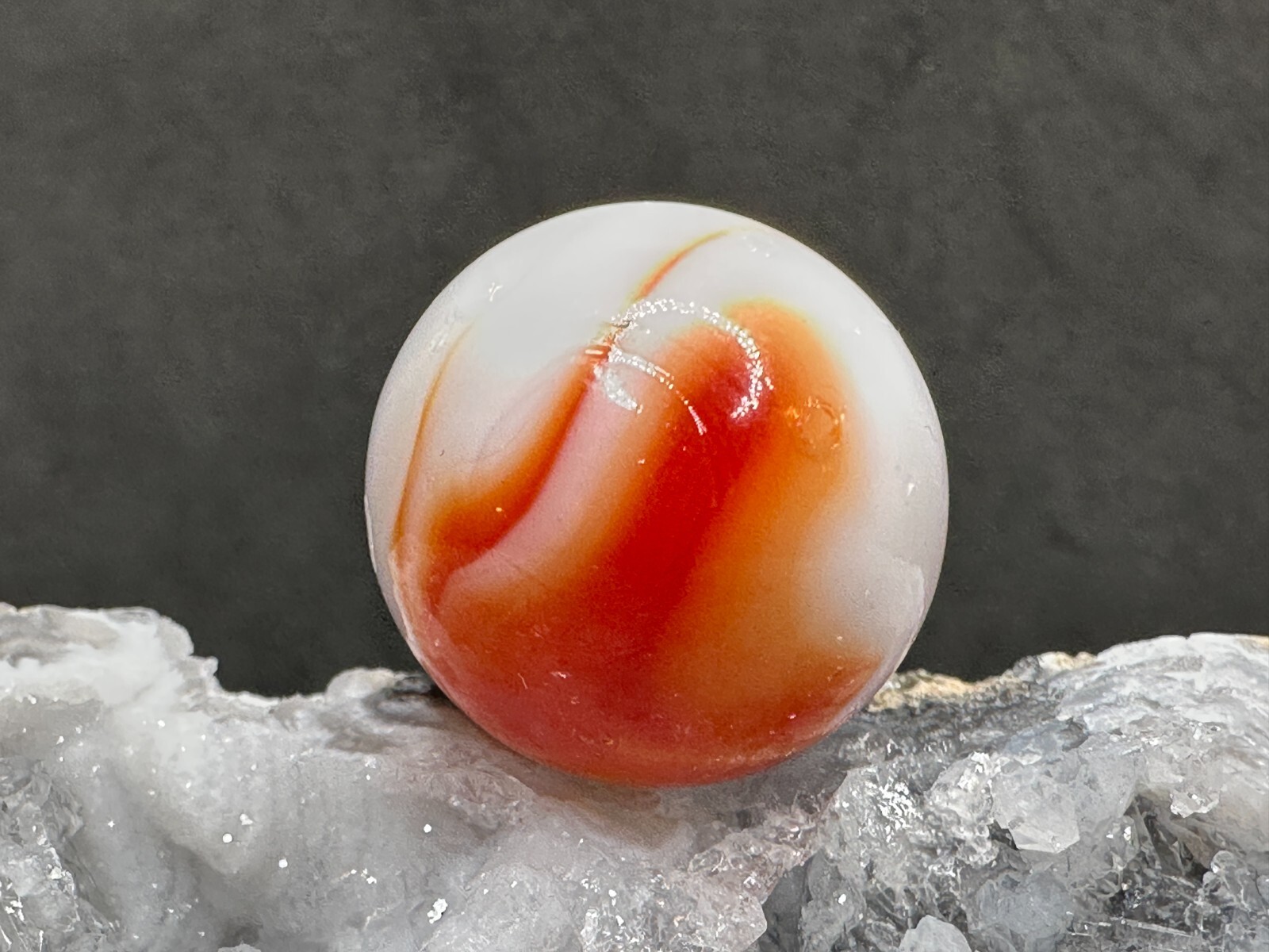 Shooter Vintage Alley Agate Swirl Marble – Opaque Red & White – .77″
