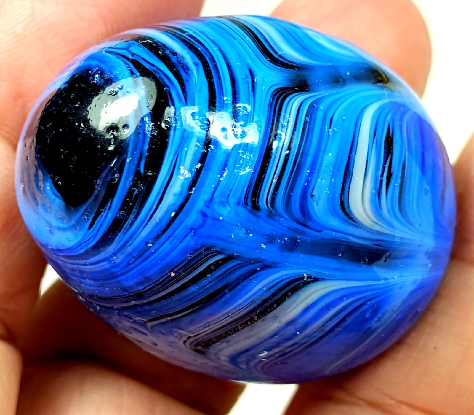 Antique German Onionskin Swirl Marble Blue & White | UV Reactive