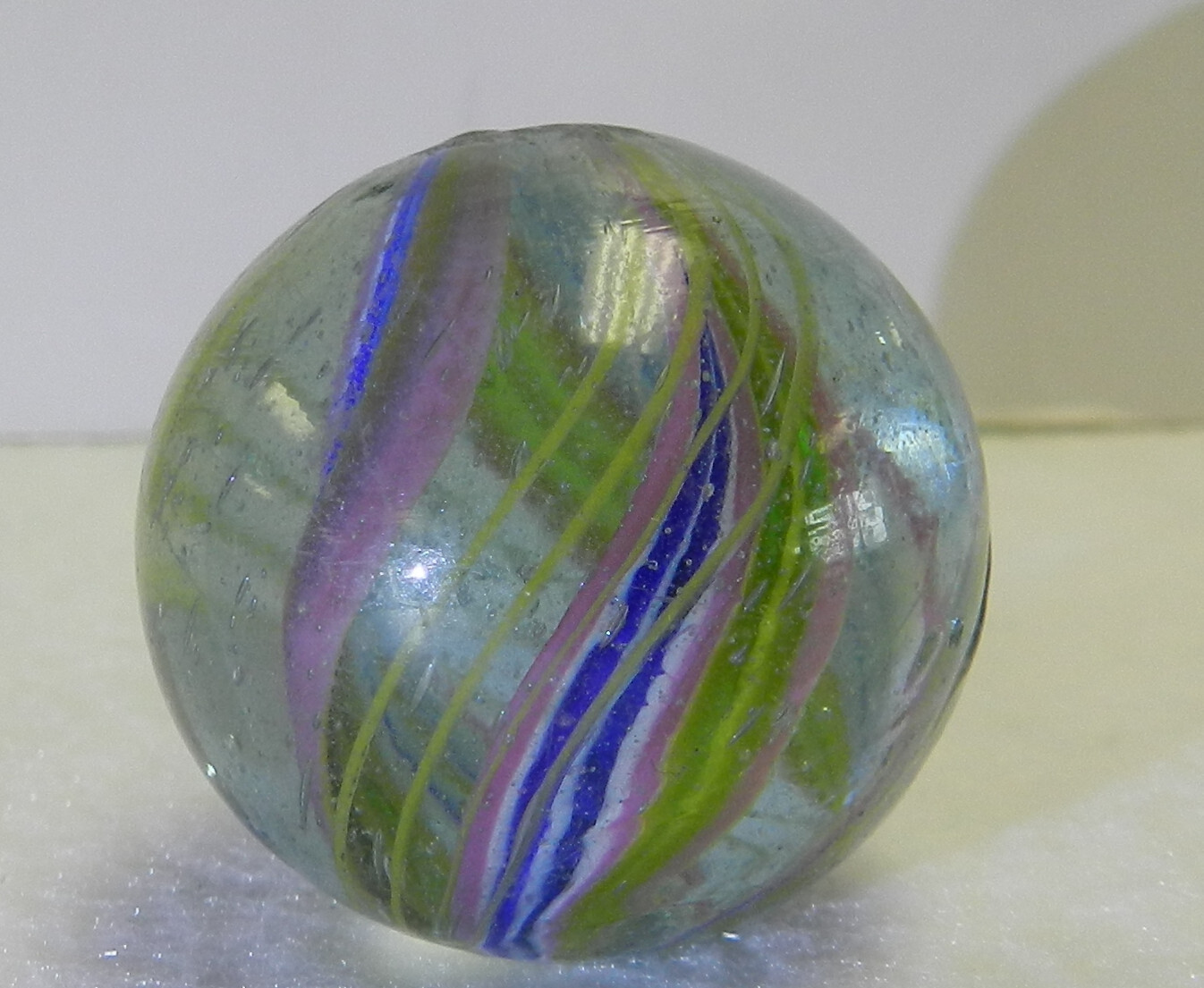 #16889m Bigger 1.08 Inches Divided Ribbon Swirl Marble