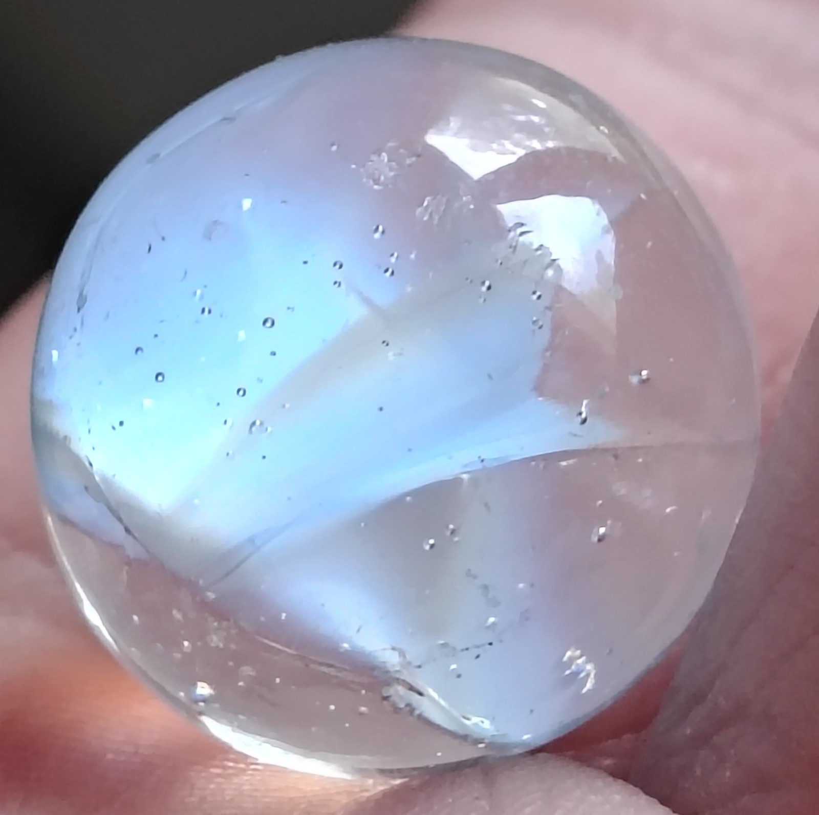 Vintage Fancy Four Vein 0.59″ White Blue Cats Eye Marble Ox Hair? Peltier Glass