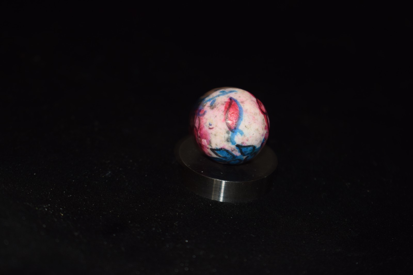🧐👉Antique hand painted, multi-color glazed clay collector’s🌺art marble .780″