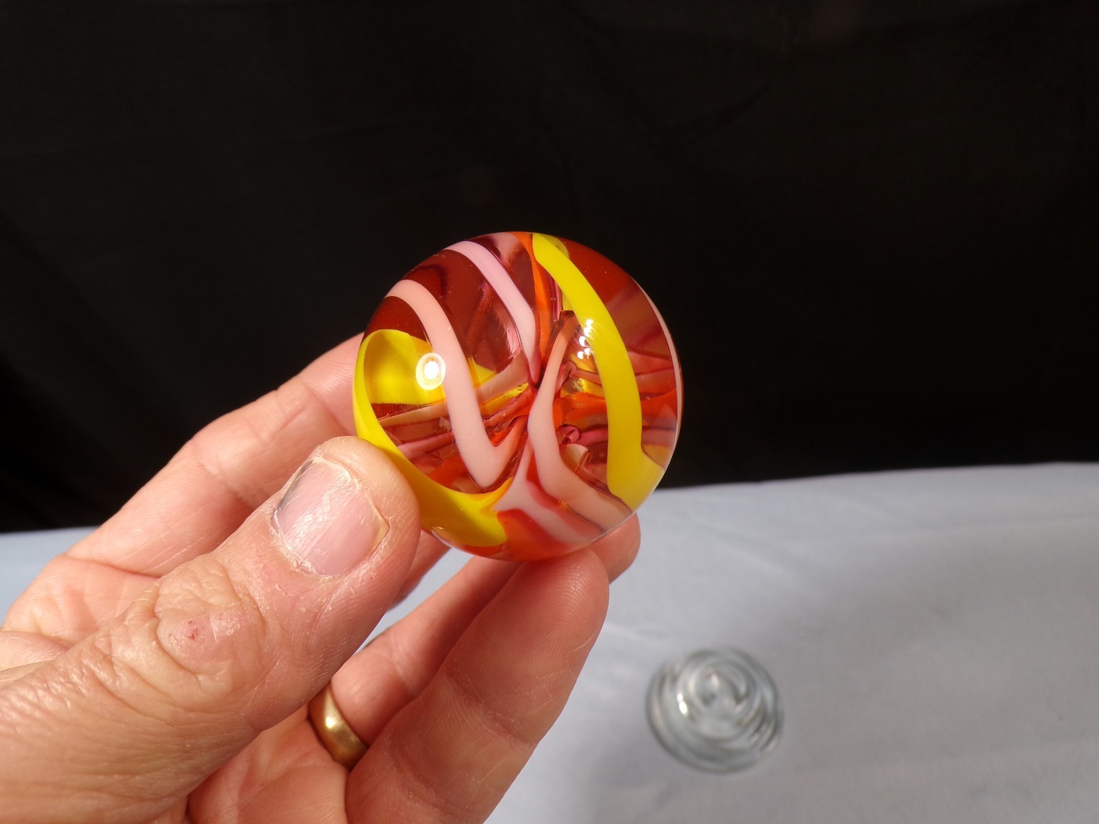 Bobbie Seese Contemporary Pink Yellow Art Glass Marble 1 3/4″ w/ Glass Stand #5